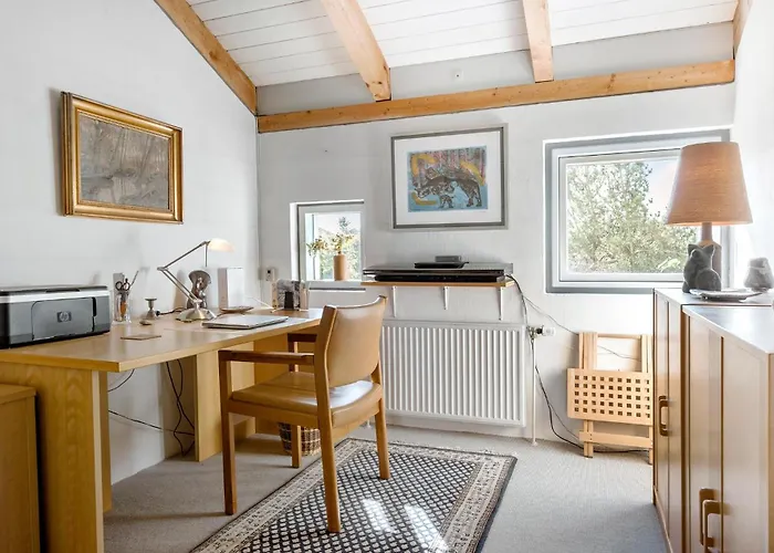 3 Bedroom Beautiful In * Калуннборг